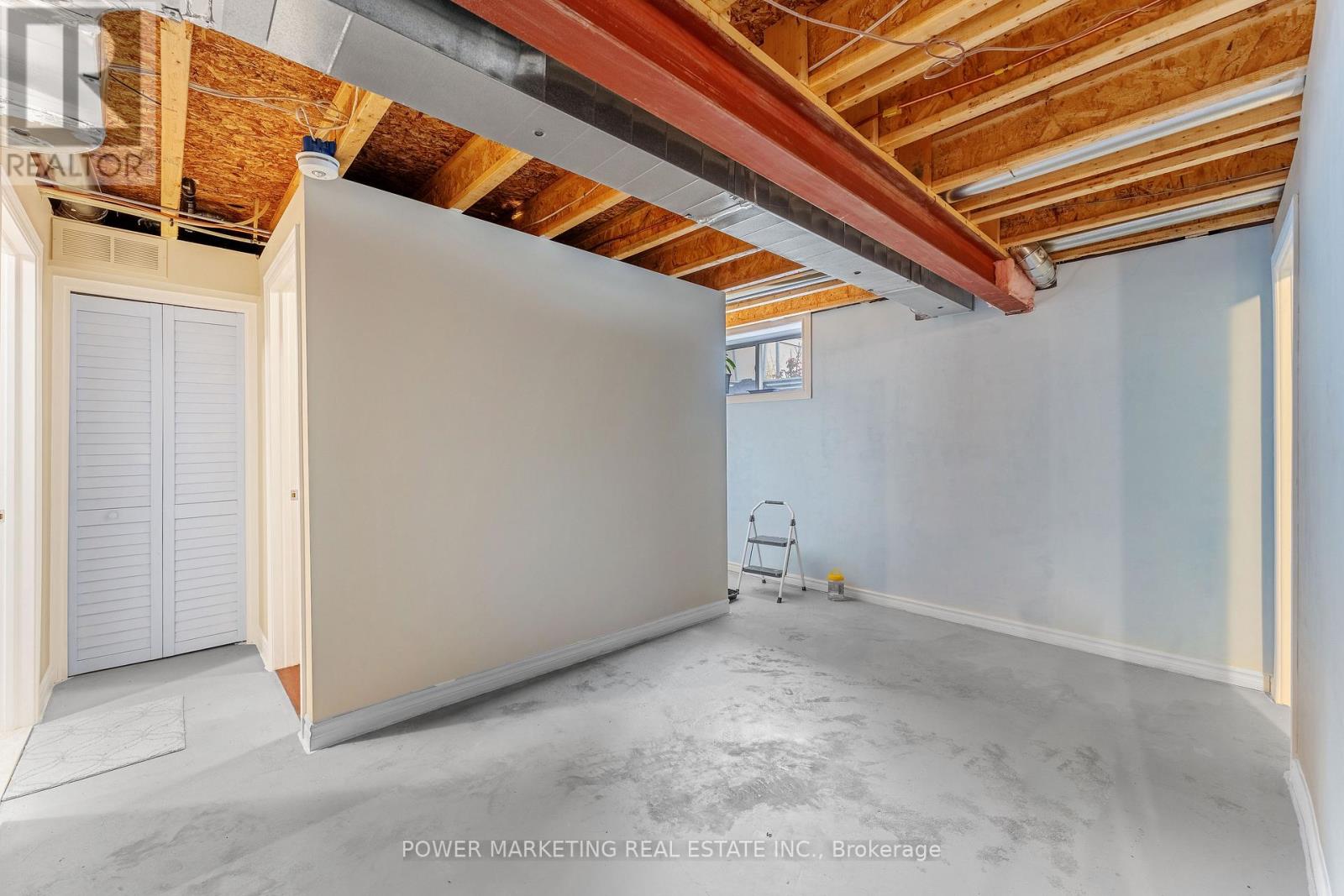 6356 RENAUD ROAD - 23