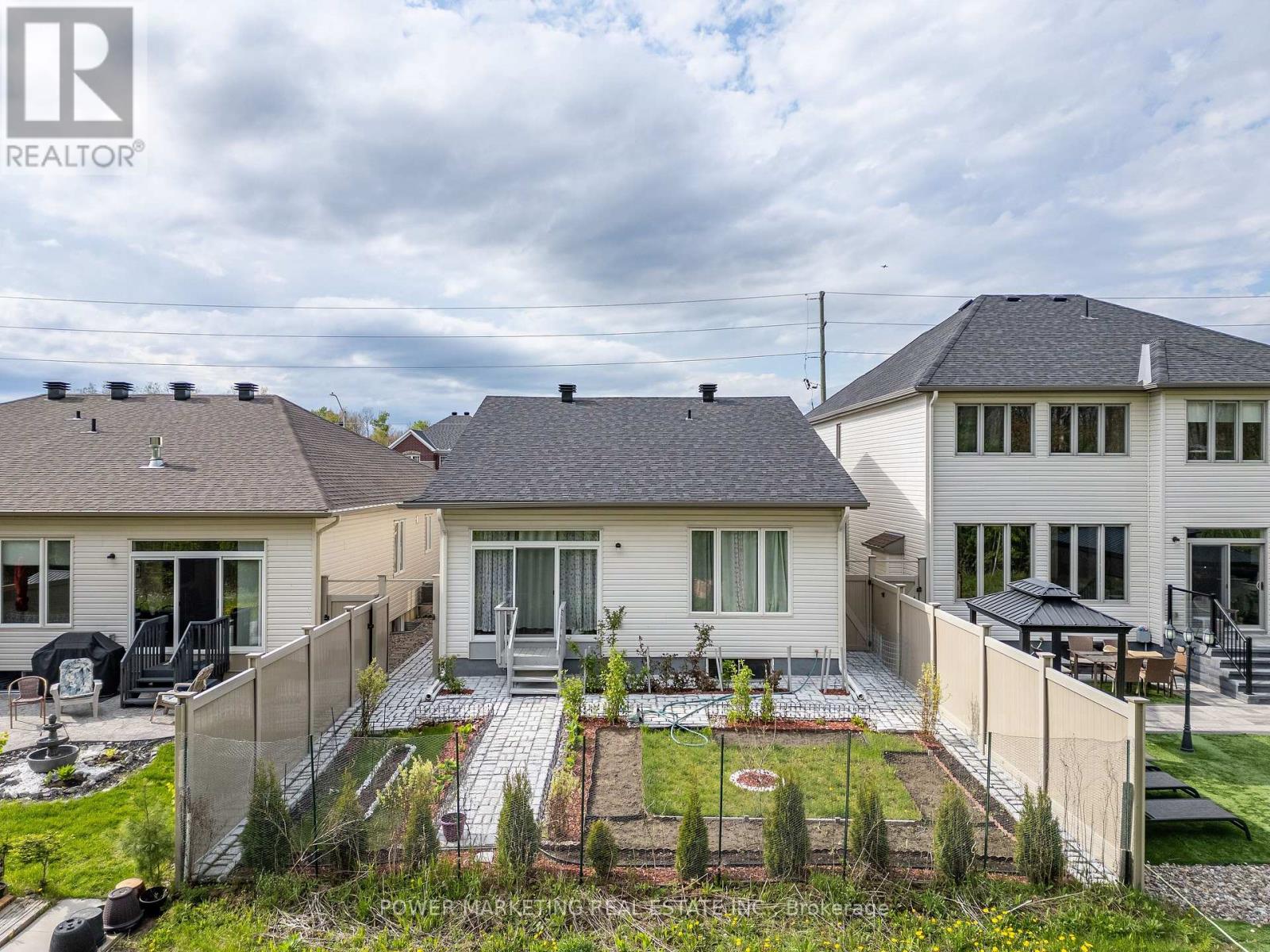 6356 RENAUD ROAD - 32