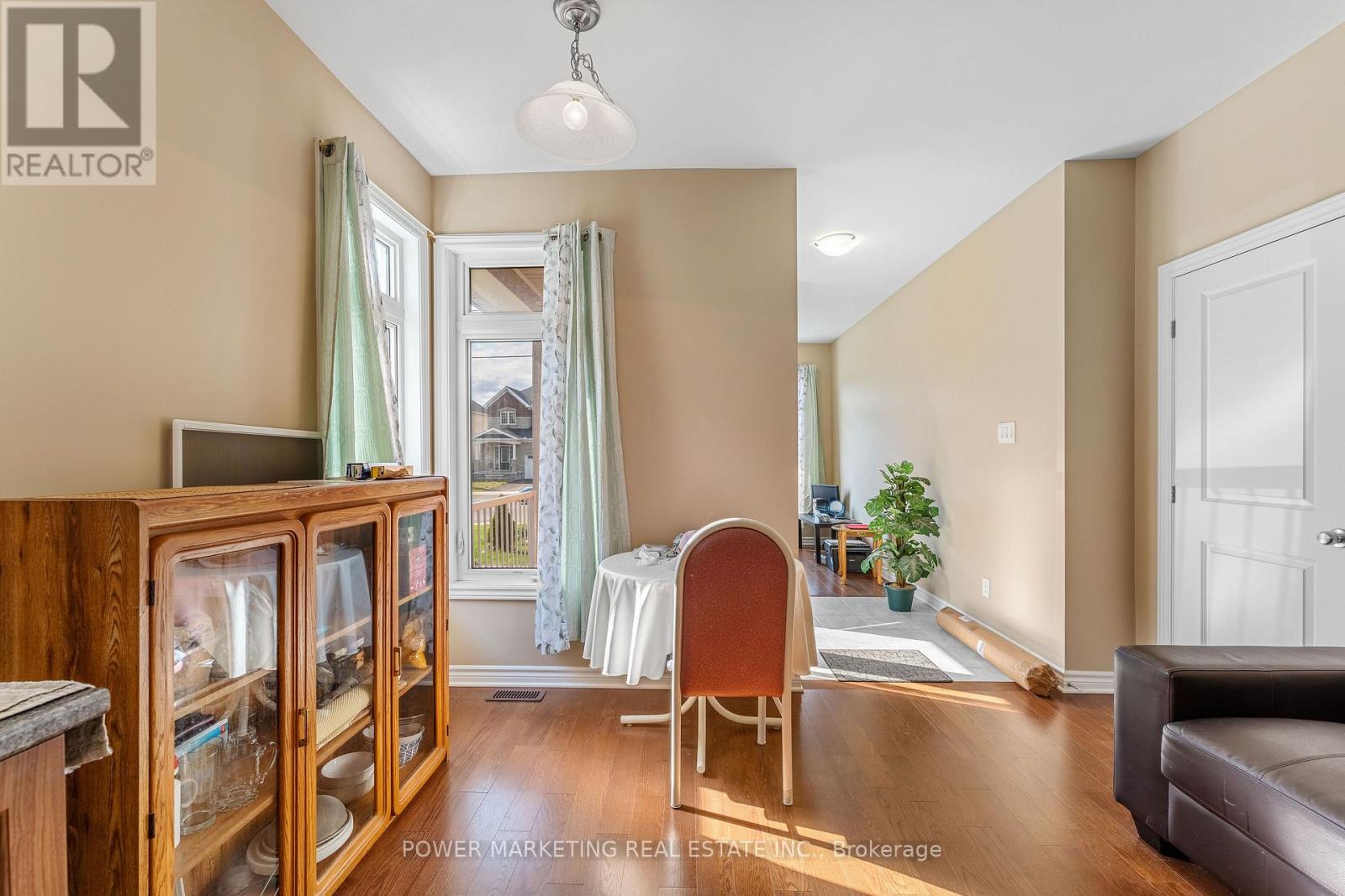 6356 RENAUD ROAD - 7