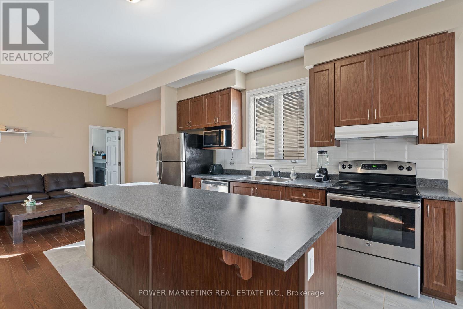 6356 RENAUD ROAD - 9