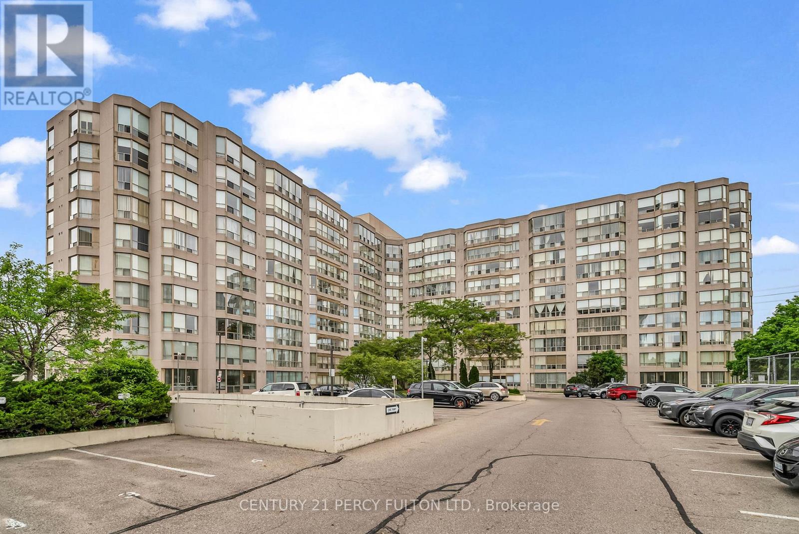 Photo of 611 - 309 MAJOR MACKENZIE AVENUE