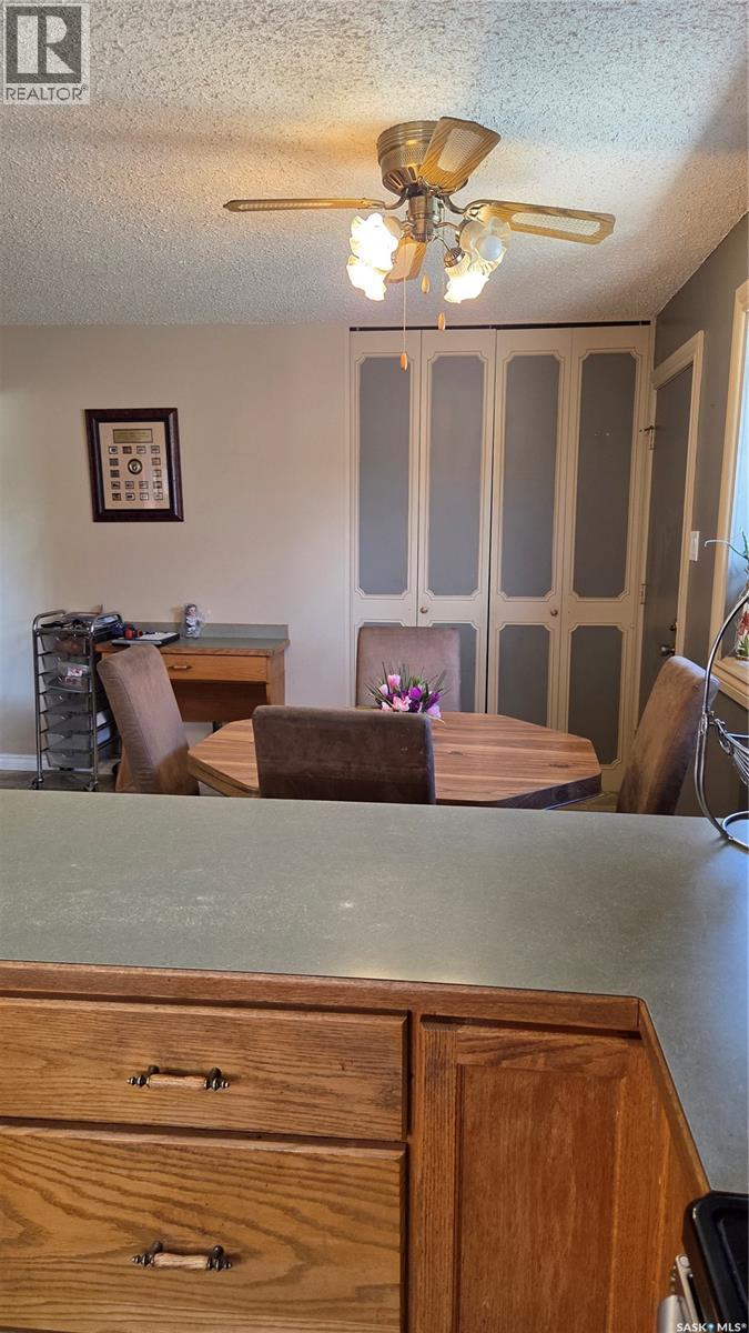 1195 13th AVENUE SW - 13