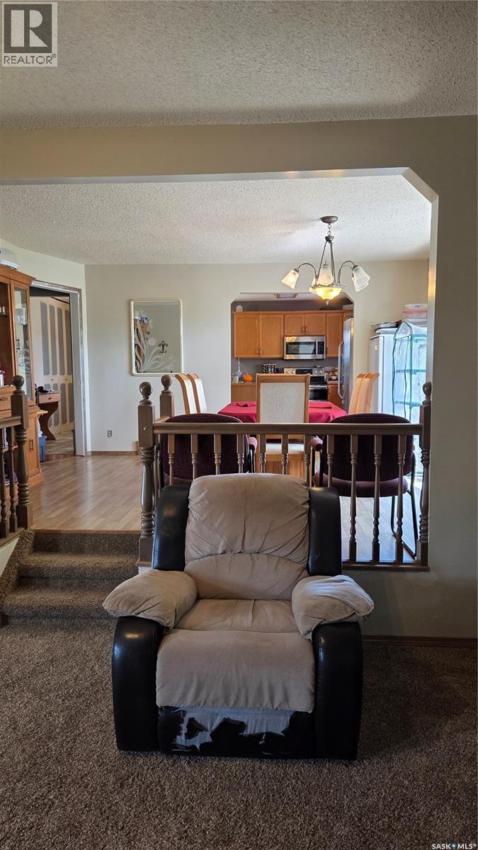 1195 13th AVENUE SW - 6