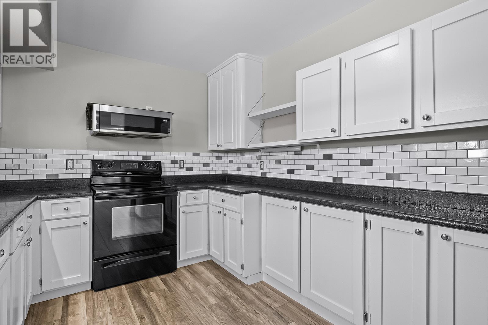 #9 500 Lester Road - 11