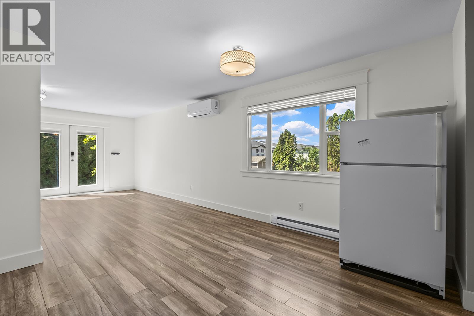 #9 500 Lester Road - 13