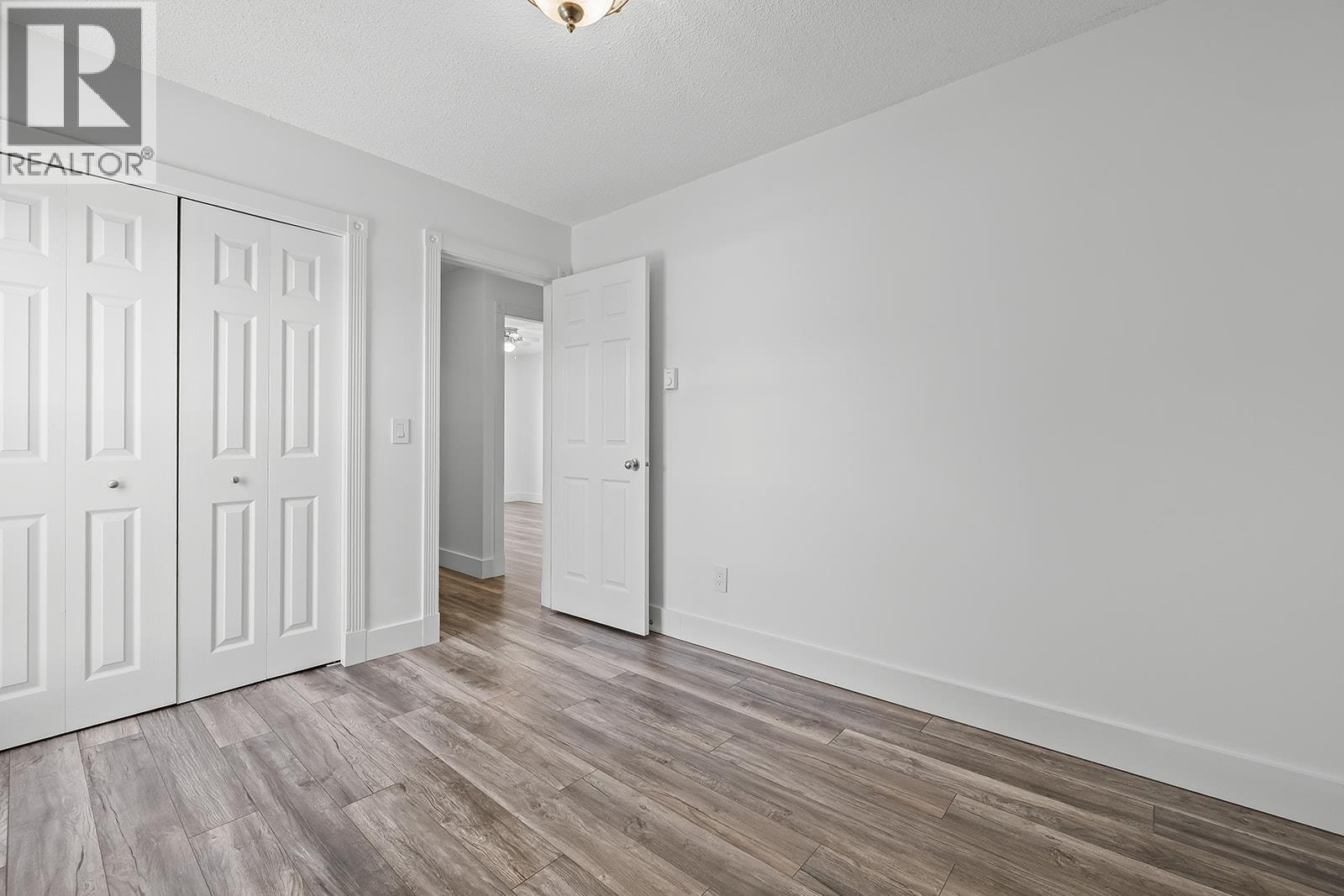 #9 500 Lester Road - 27