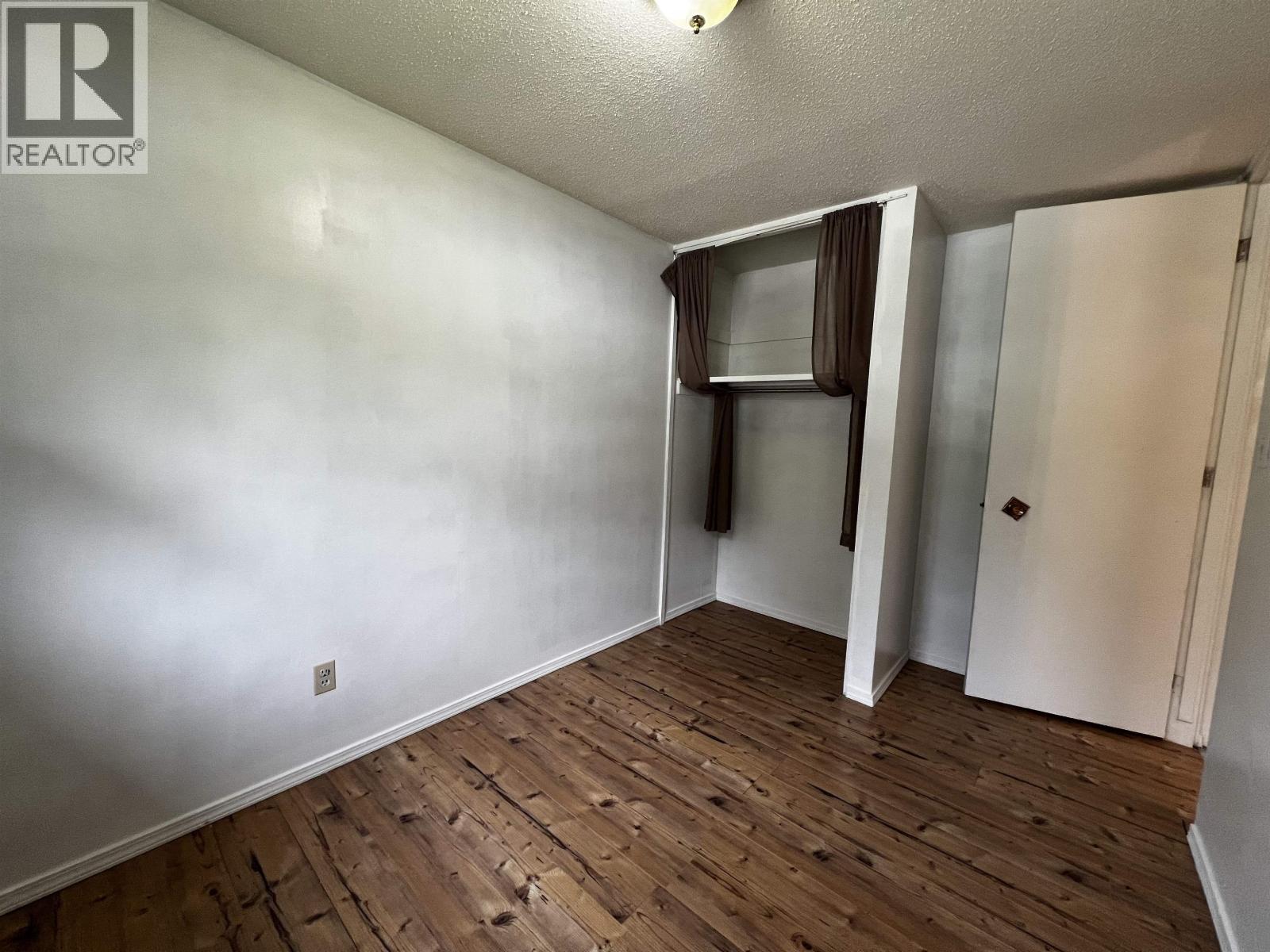 273 STELLAKO AVENUE - 17