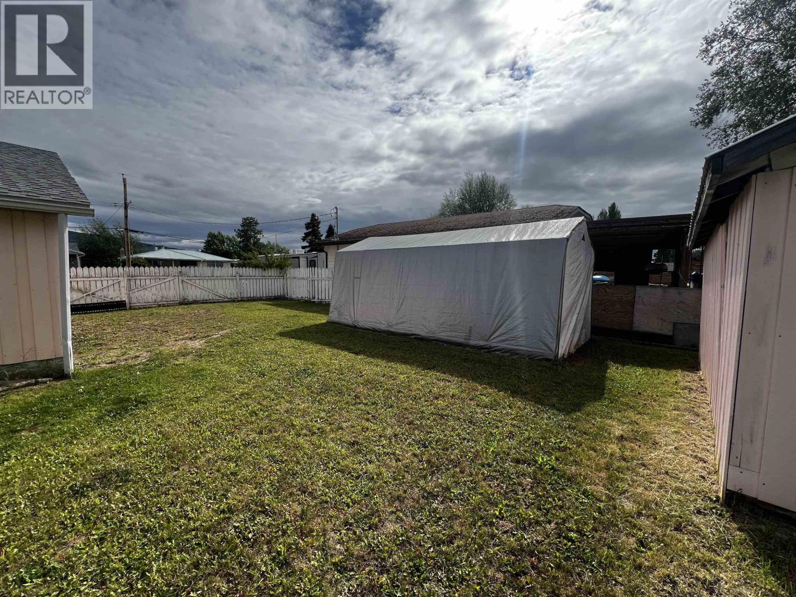 273 STELLAKO AVENUE - 26