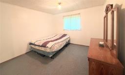 445 Tupper Avenue, Neepawa, MB R0J1H0 Photo 12