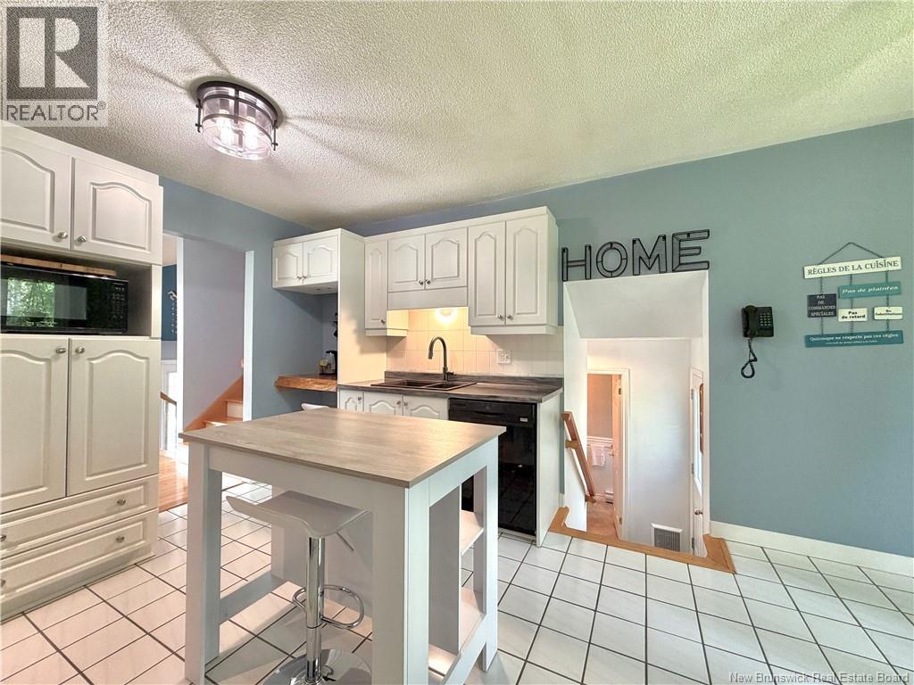 2925 North Tetagouche - Image 17