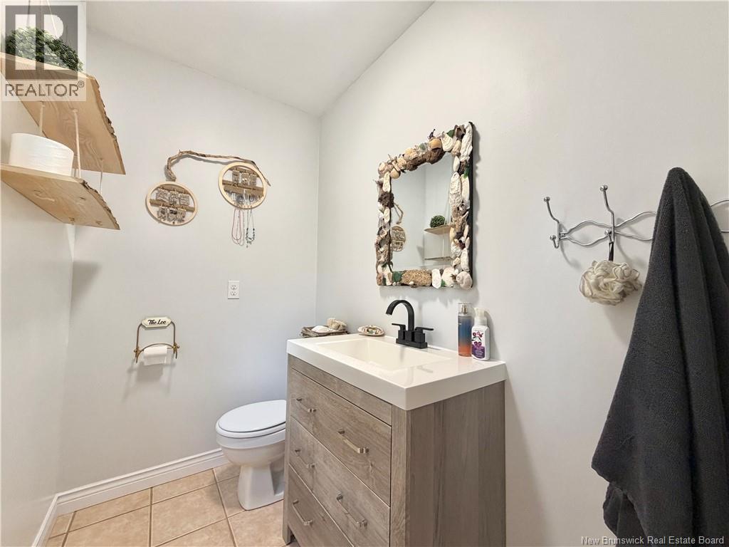 2925 North Tetagouche - Image 31