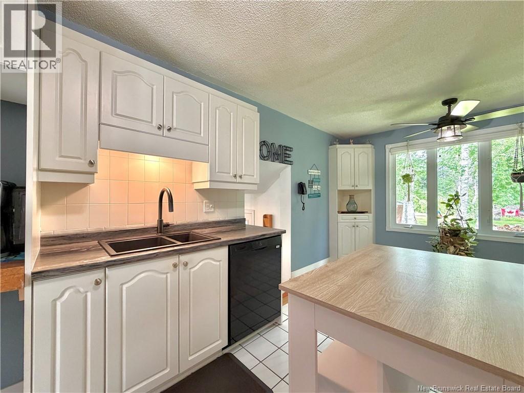 2925 North Tetagouche - Image 19