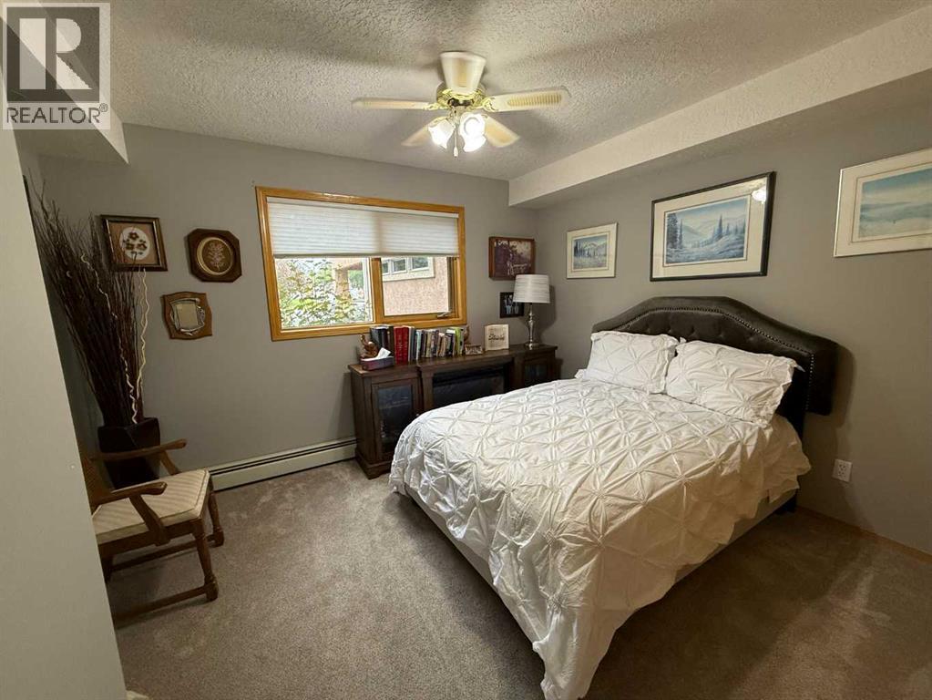 spare bedroom