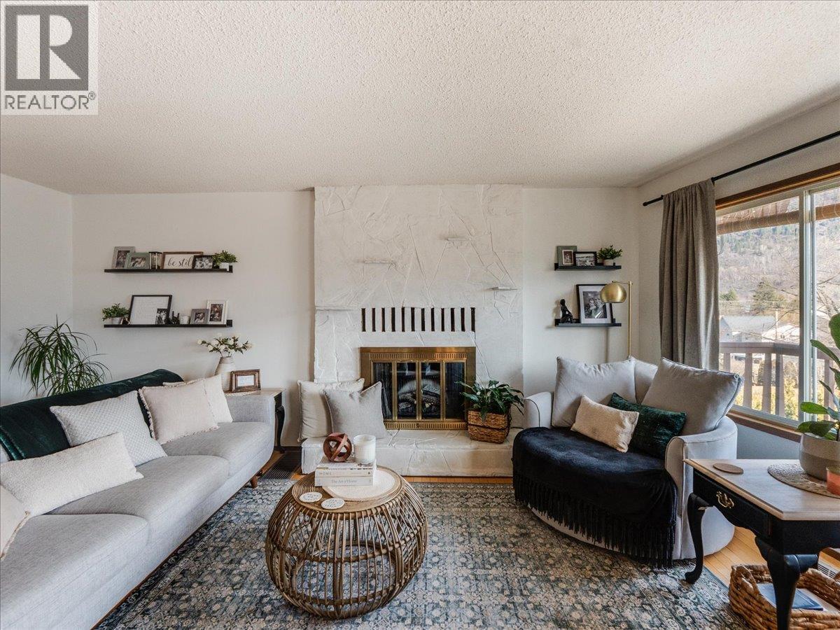 520 10th Avenue - 21