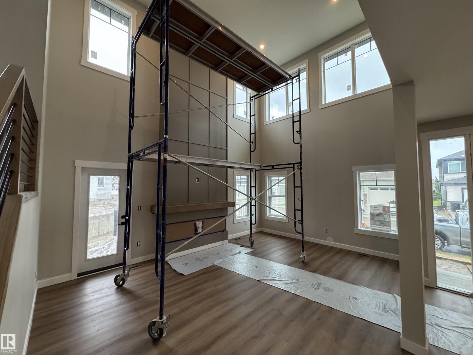 33 Harley WY NW — photo 10