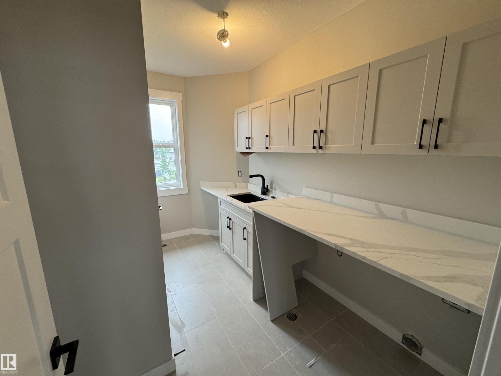 33 Harley WY NW — photo 25