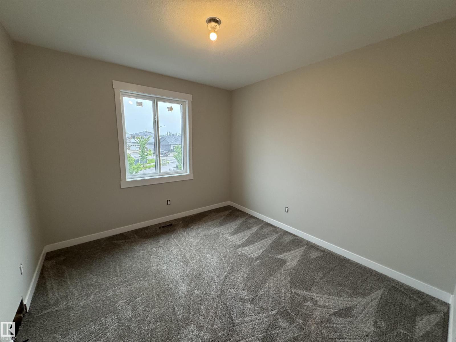 33 Harley WY NW — photo 27