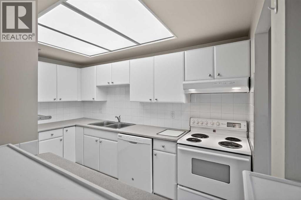 #402 1140 15 Avenue SW - 19