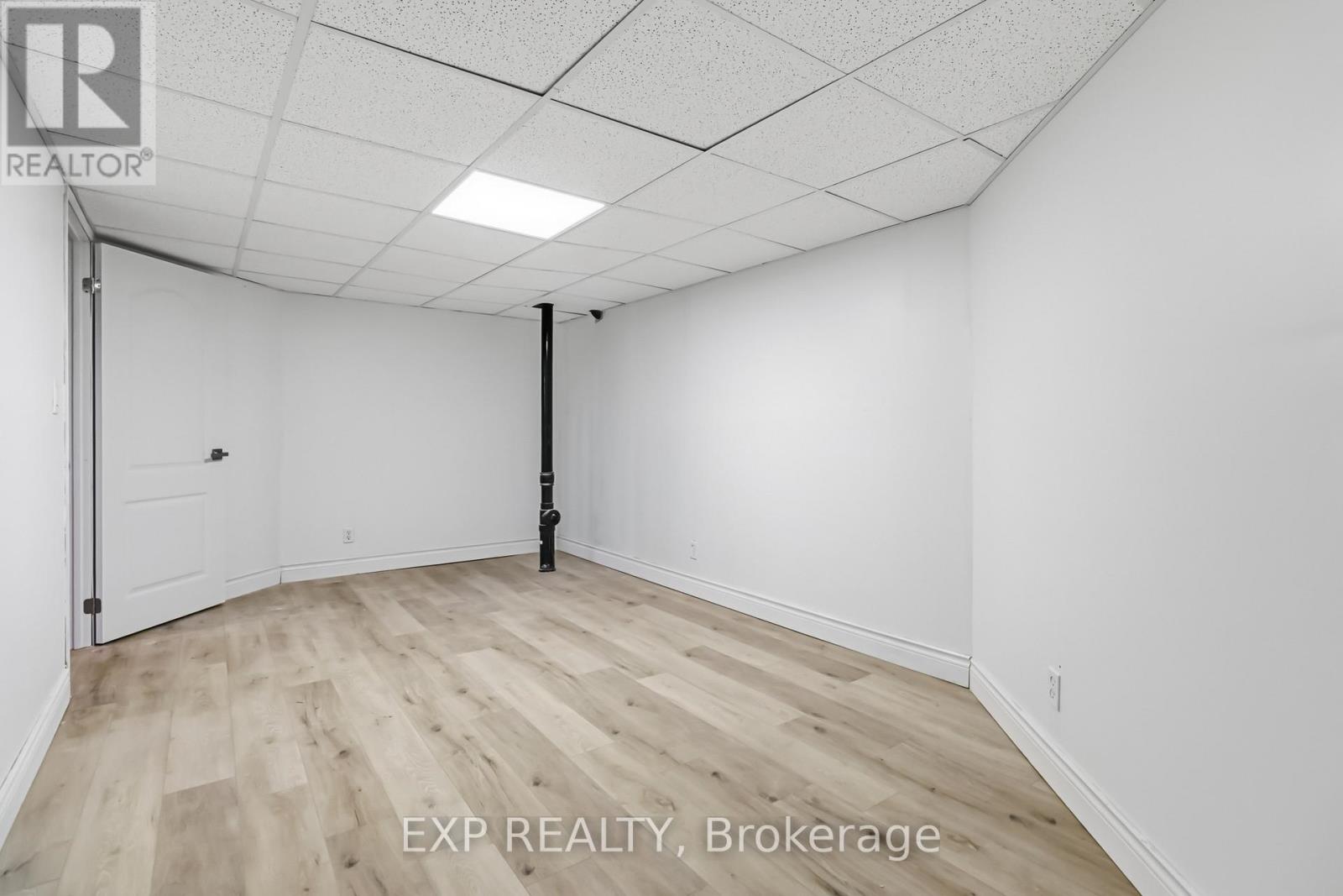 1401 TAMWORTH COURT - 14