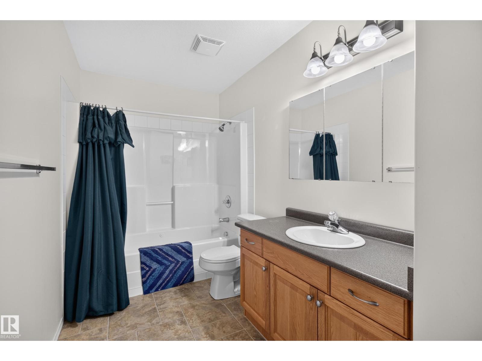 4209 46 ST - 21