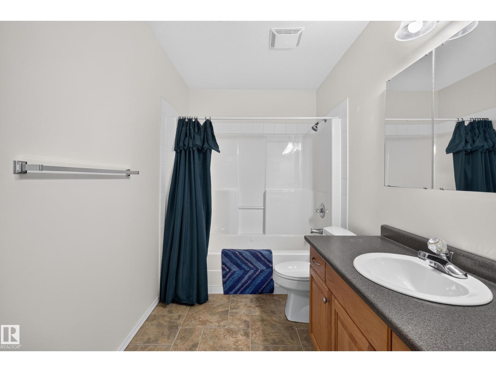4209 46 ST - 23