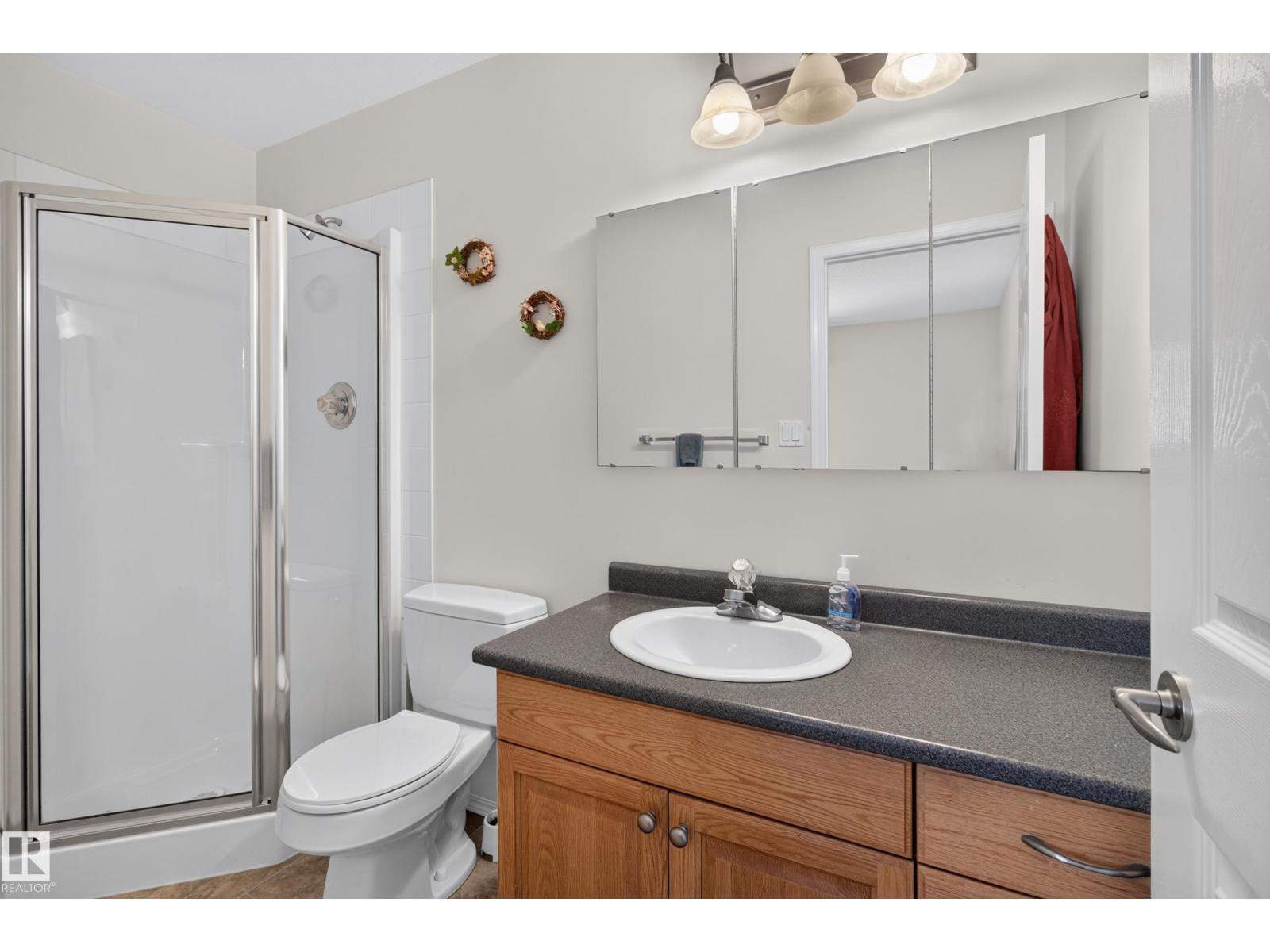 4209 46 ST - 31
