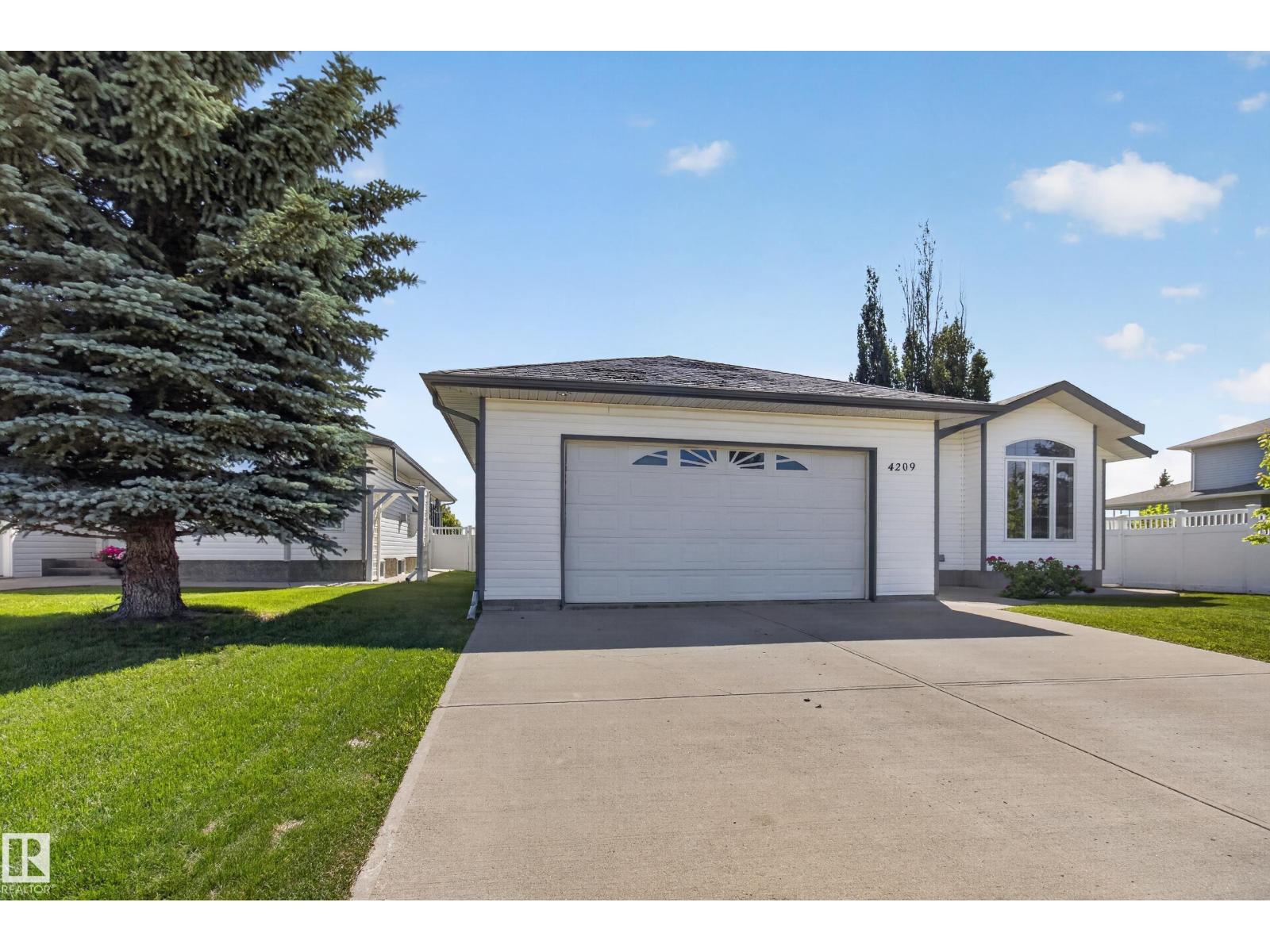 4209 46 ST - 3
