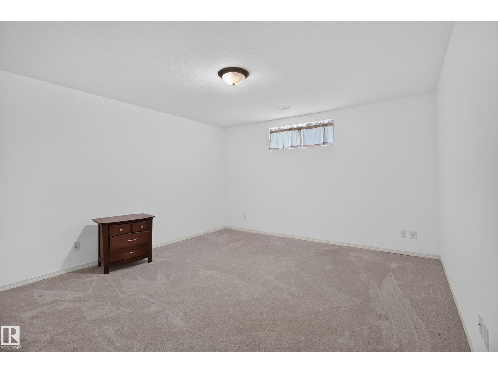 4209 46 ST - 41