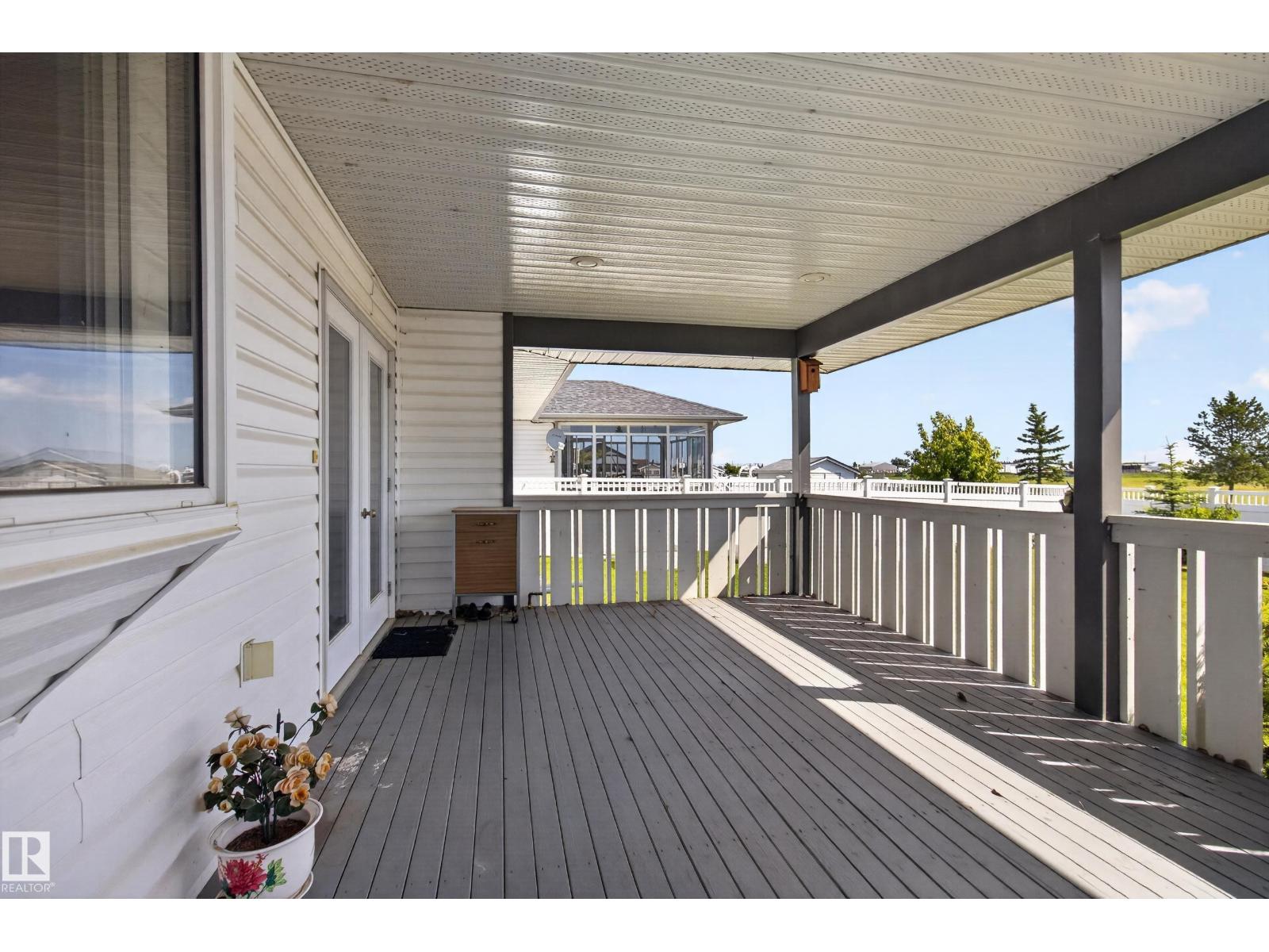 4209 46 ST - 45