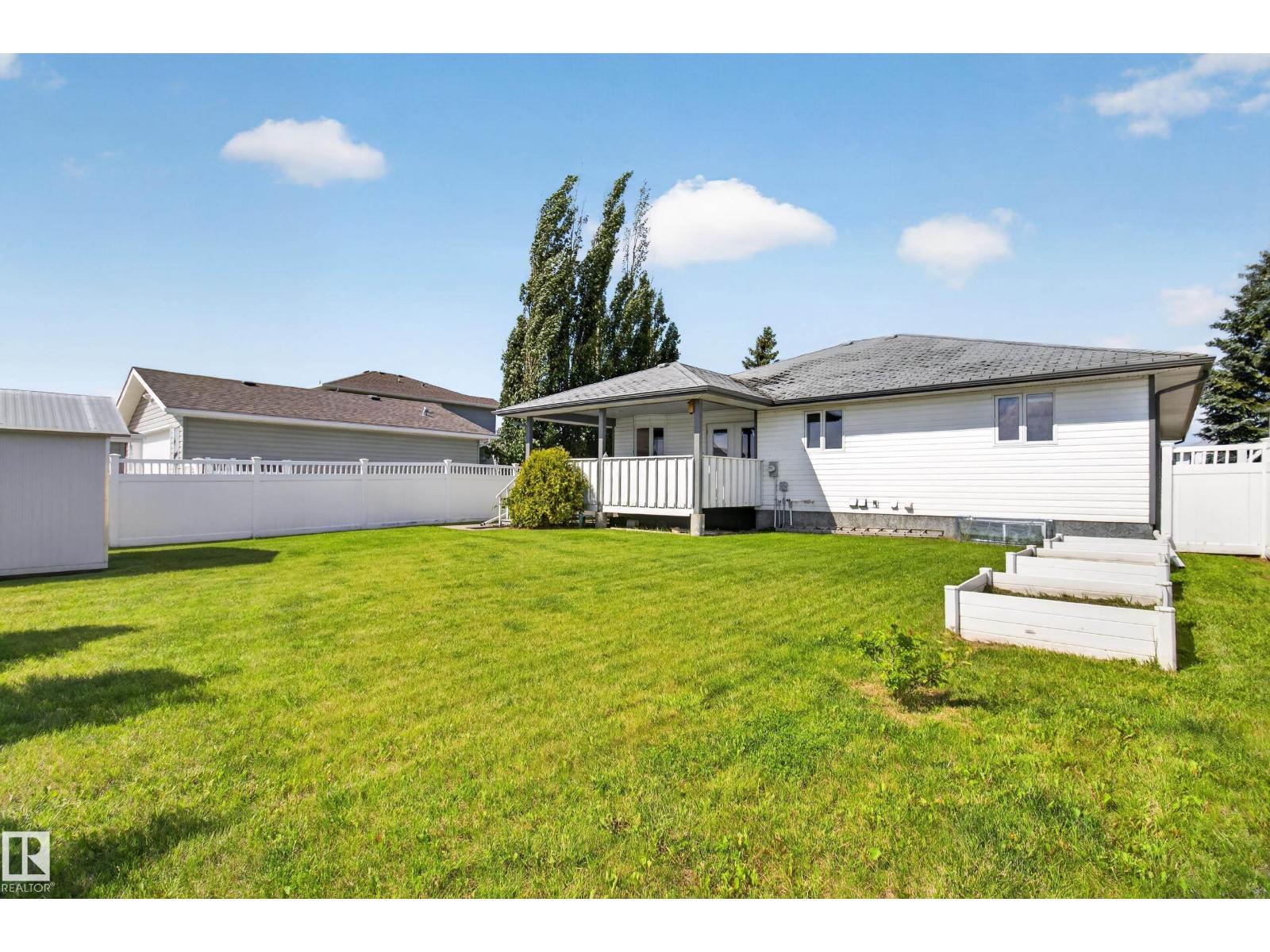 4209 46 ST - 50
