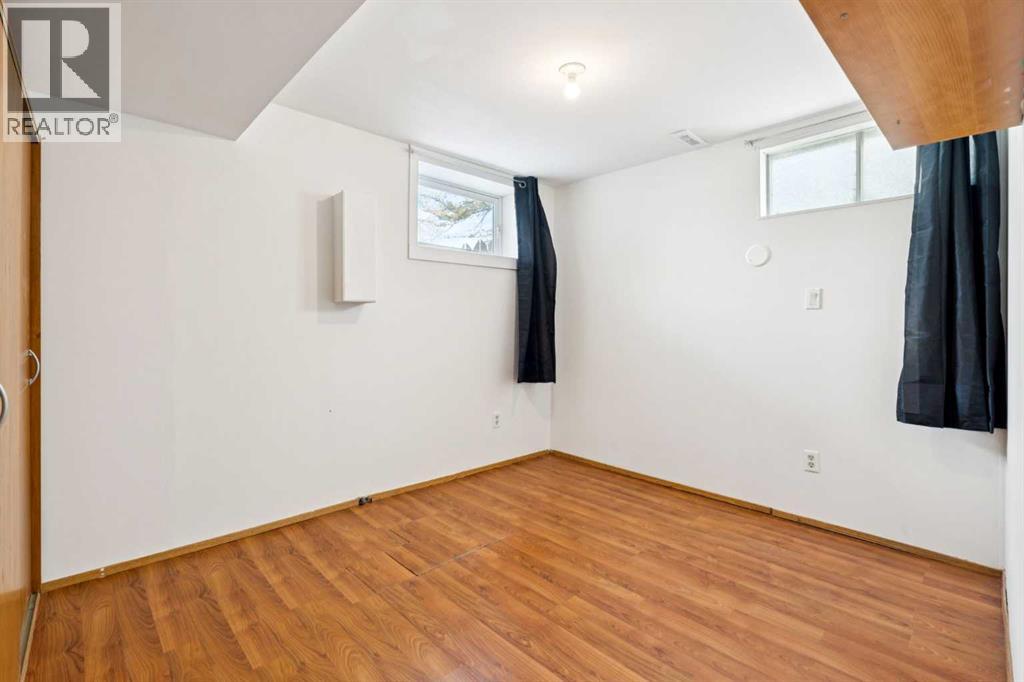 4617 48 Street - 27