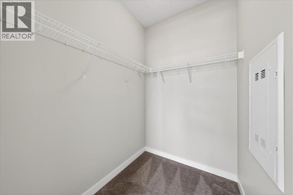 123 Redstone Crescent NE - 33