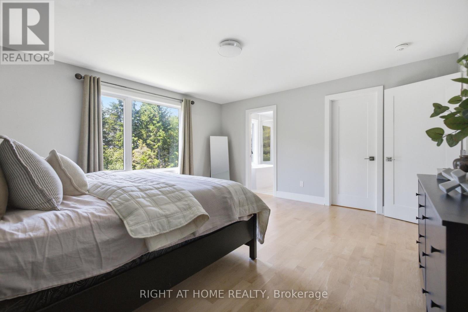 122 RIDGEMONT DRIVE - 9
