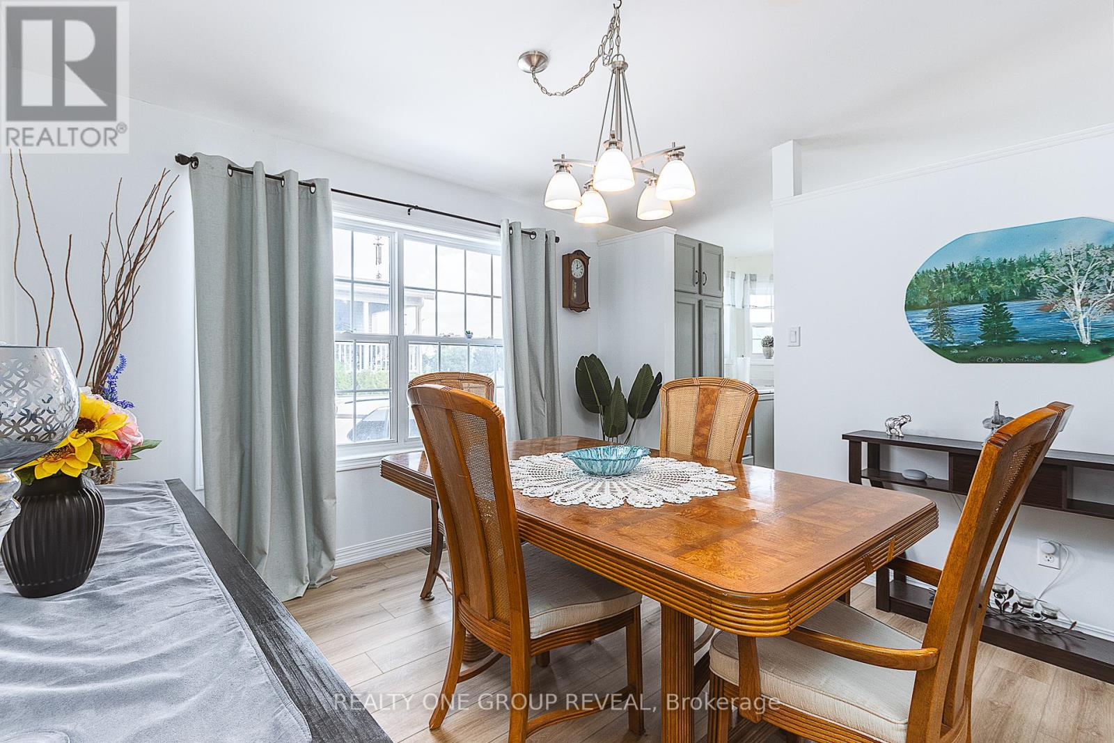 #37 152 CONCESSION ROAD 11 ROAD W - 12
