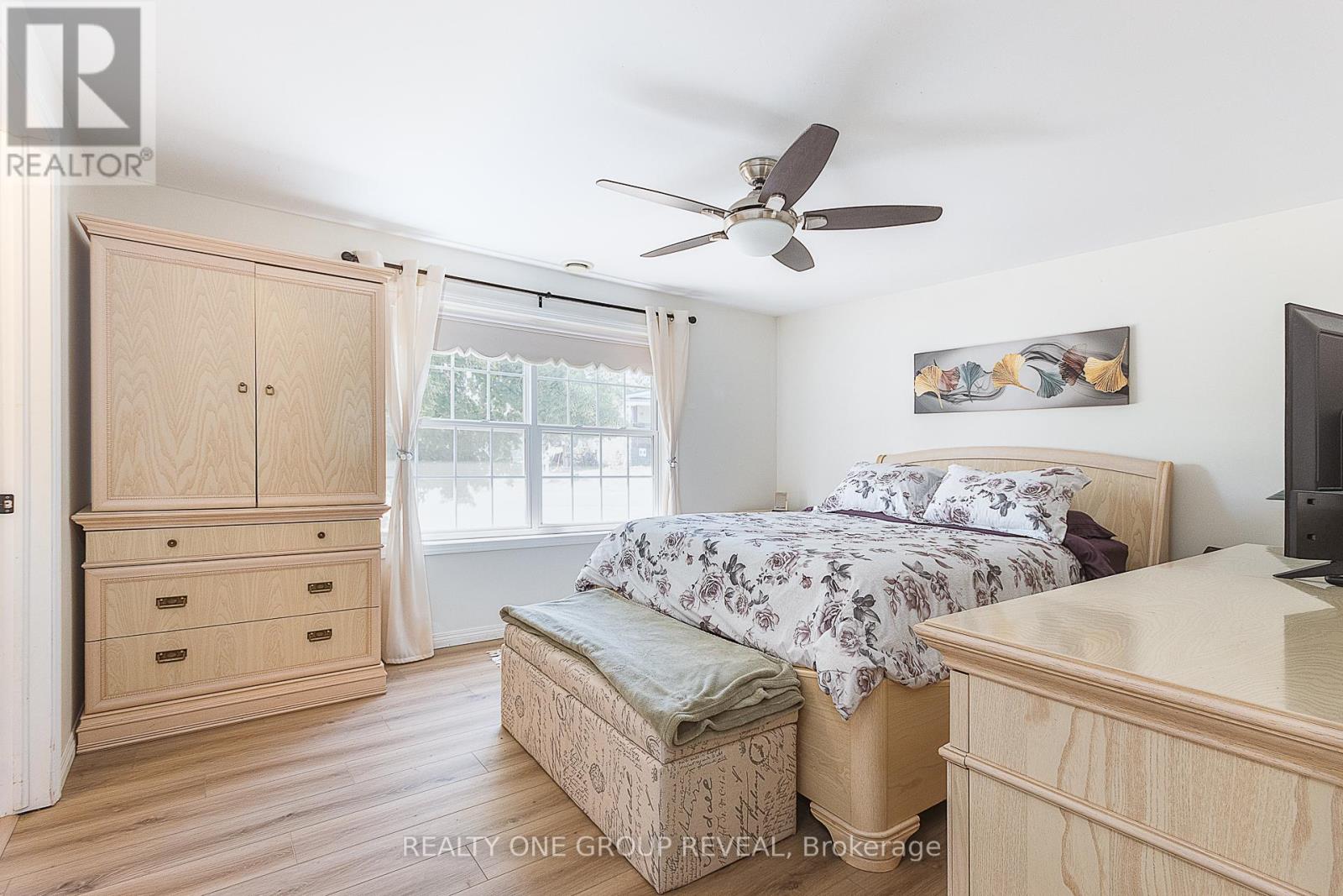 #37 152 CONCESSION ROAD 11 ROAD W - 18