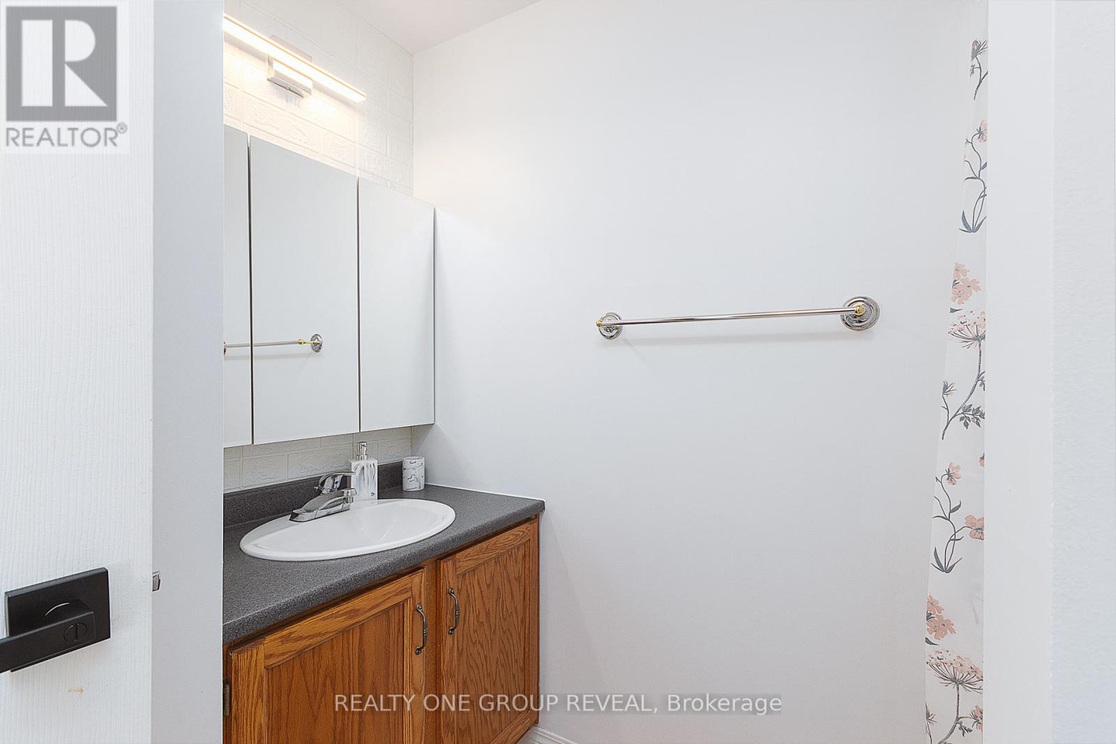 #37 152 CONCESSION ROAD 11 ROAD W - 22