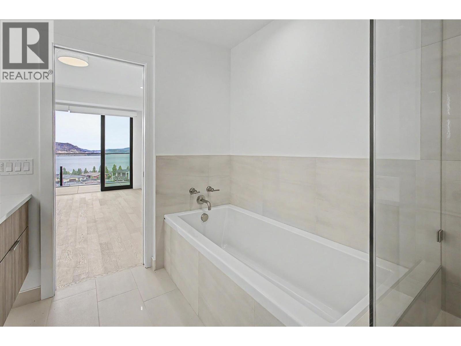 3000 Ariva Drive Unit# 3503, Kelowna