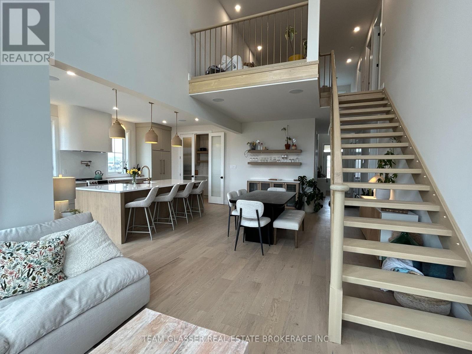 136 DEARING DRIVE - 13