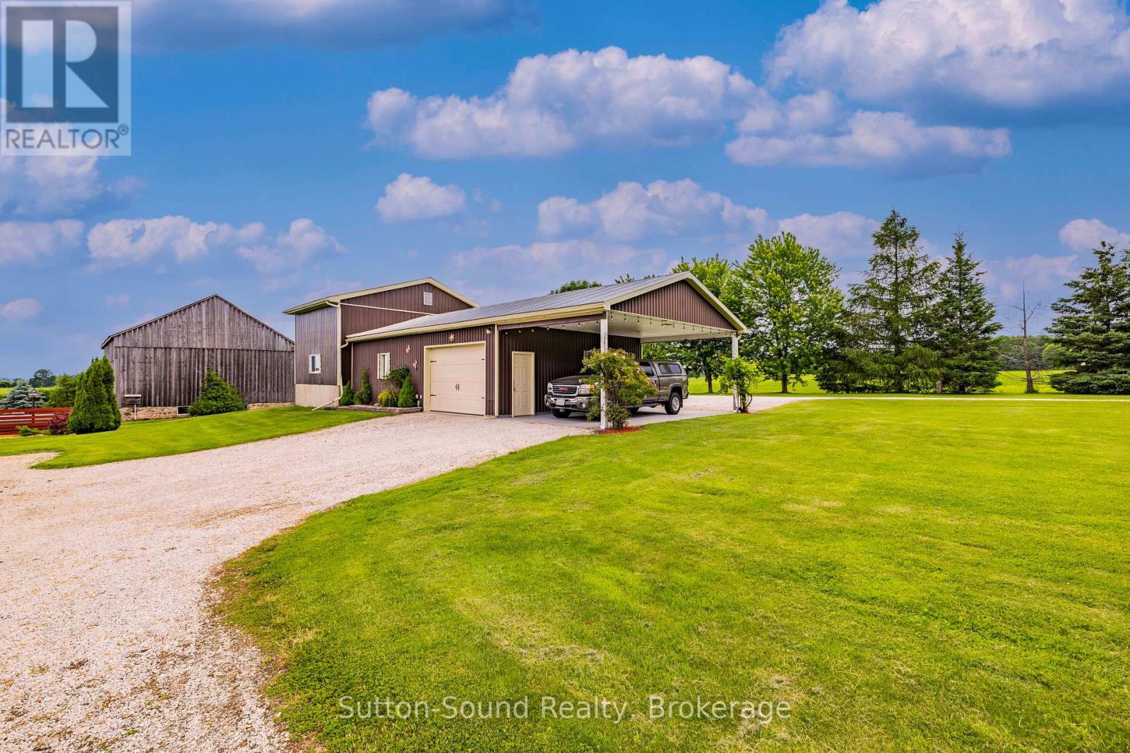 244363 22 SIDE ROAD - 24