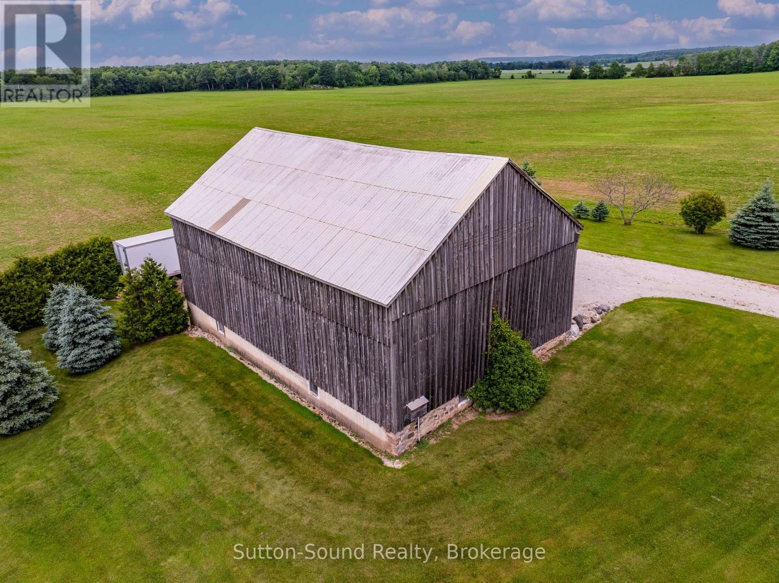 244363 22 SIDE ROAD - 28