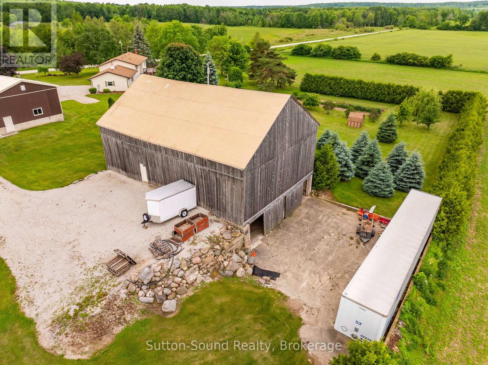 244363 22 SIDE ROAD - 29