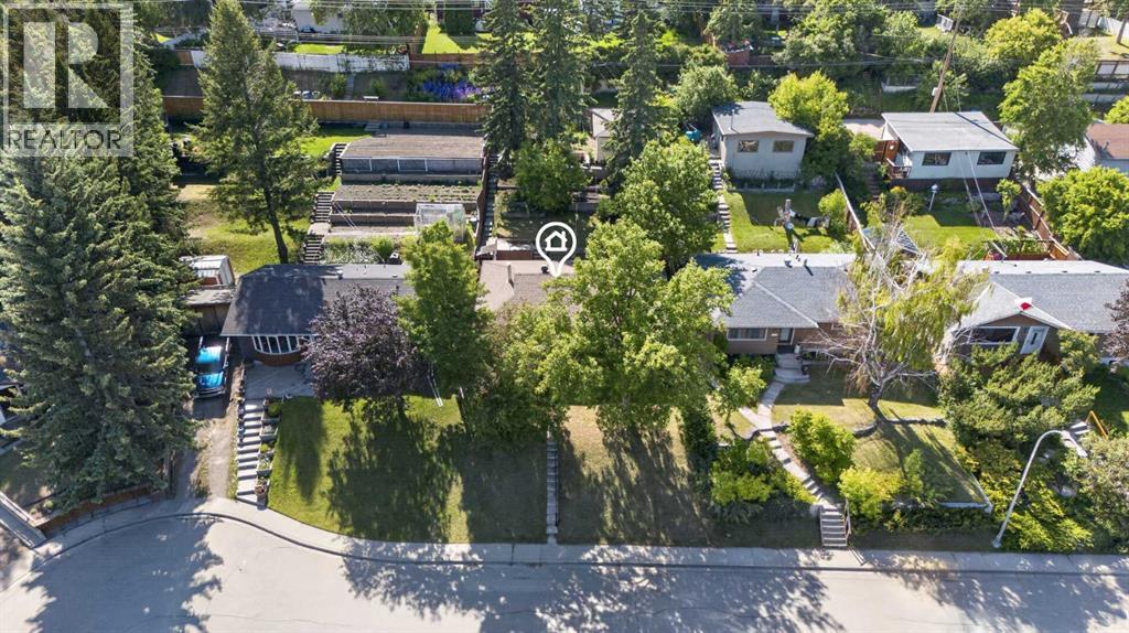 36 Hazelwood Crescent SW - 29