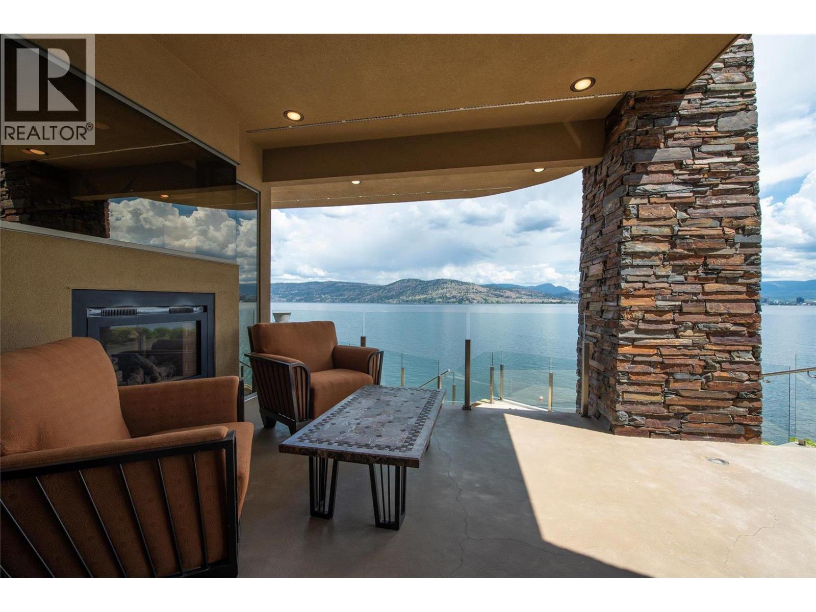 901 Westside Road S Unit# 6, West Kelowna