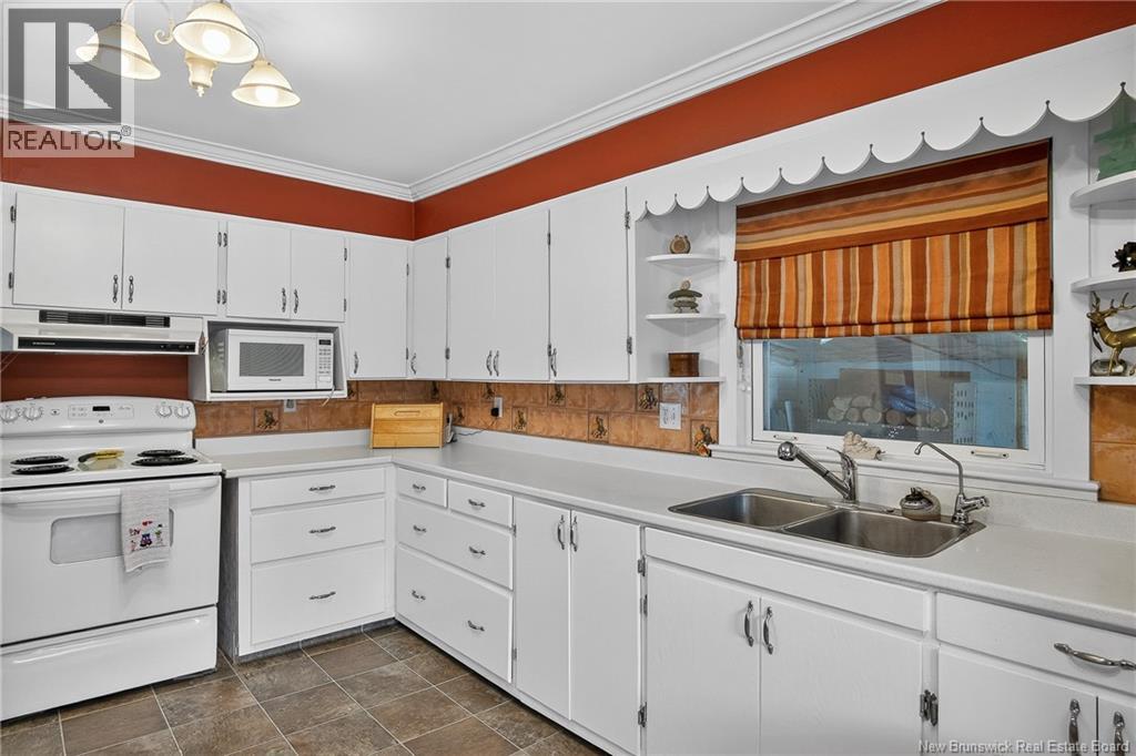 416 Hampton Road - 13