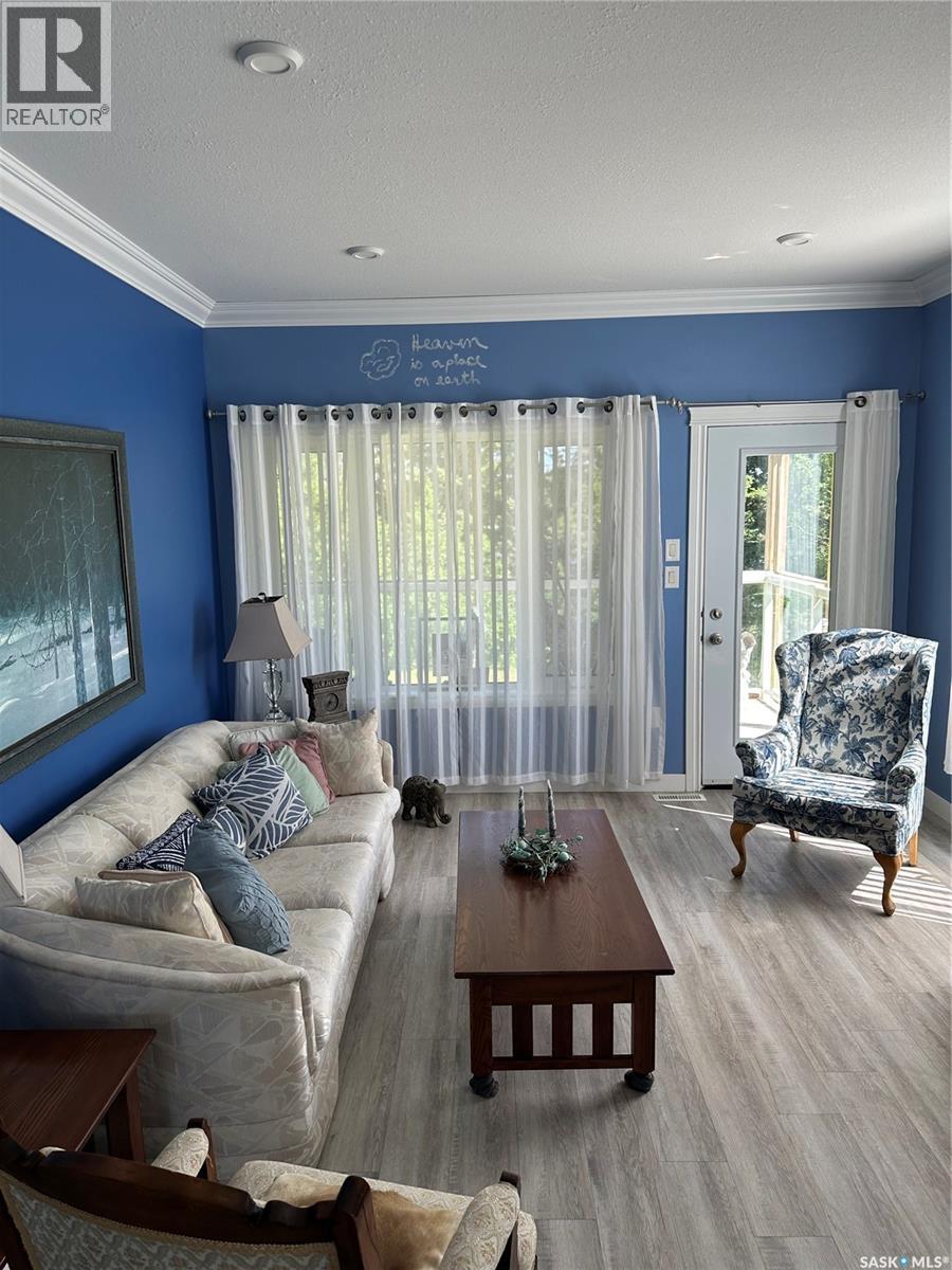 13 Jensen BAY - 13