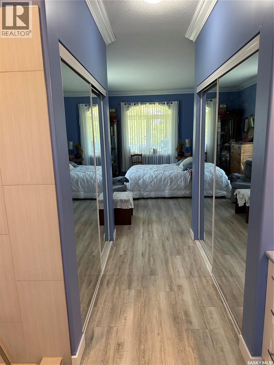 13 Jensen BAY - 20