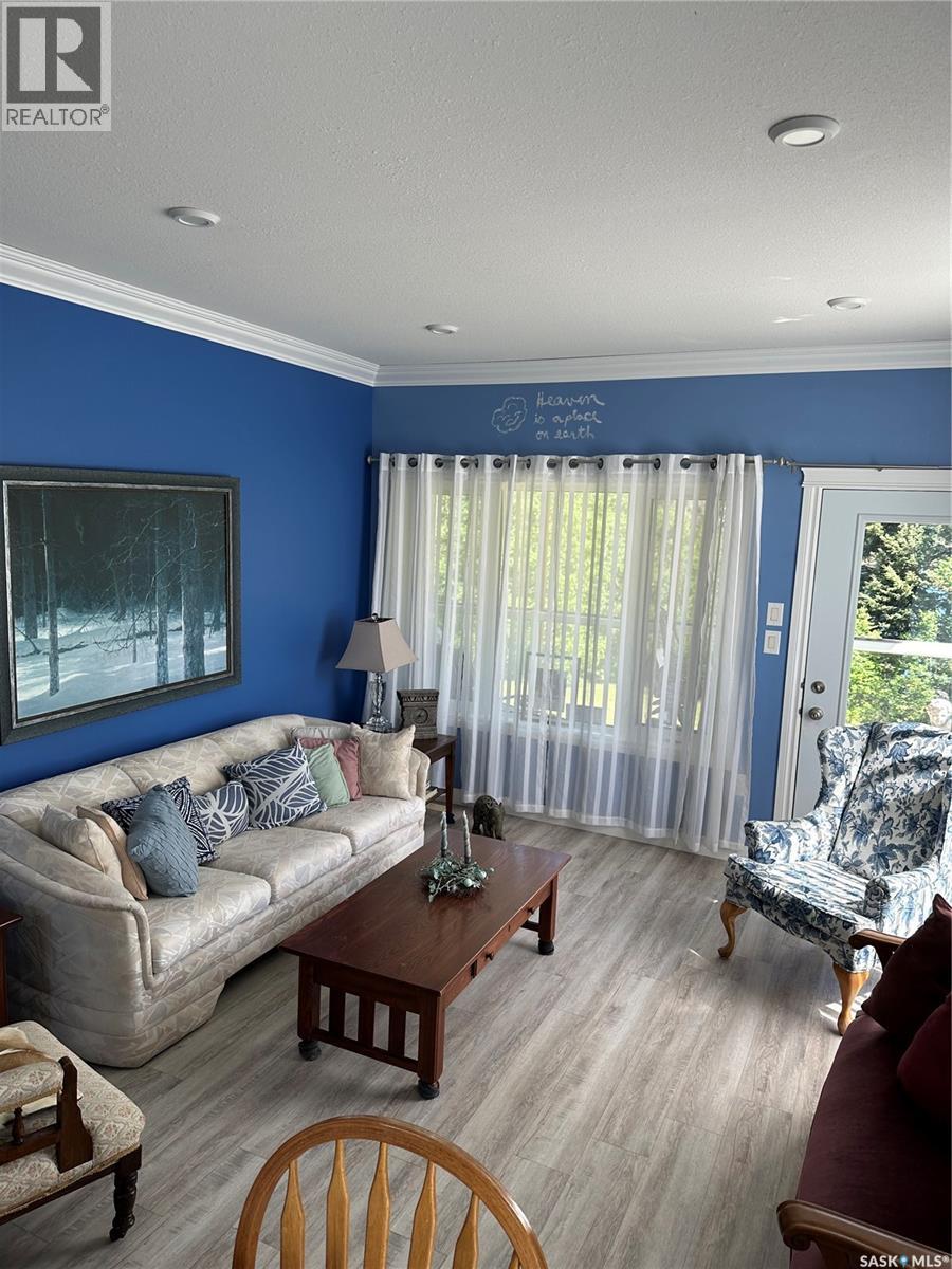 13 Jensen BAY - 12