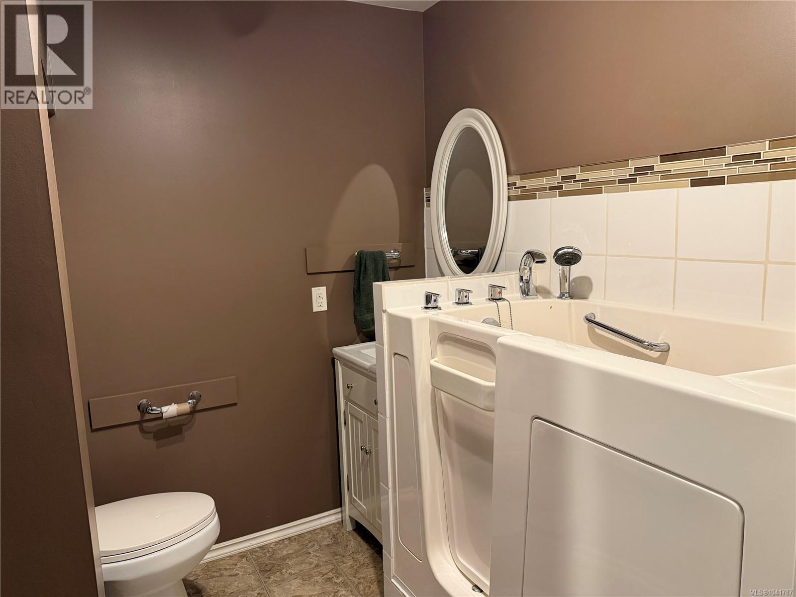 5060 Beaver Harbour Rd - 10