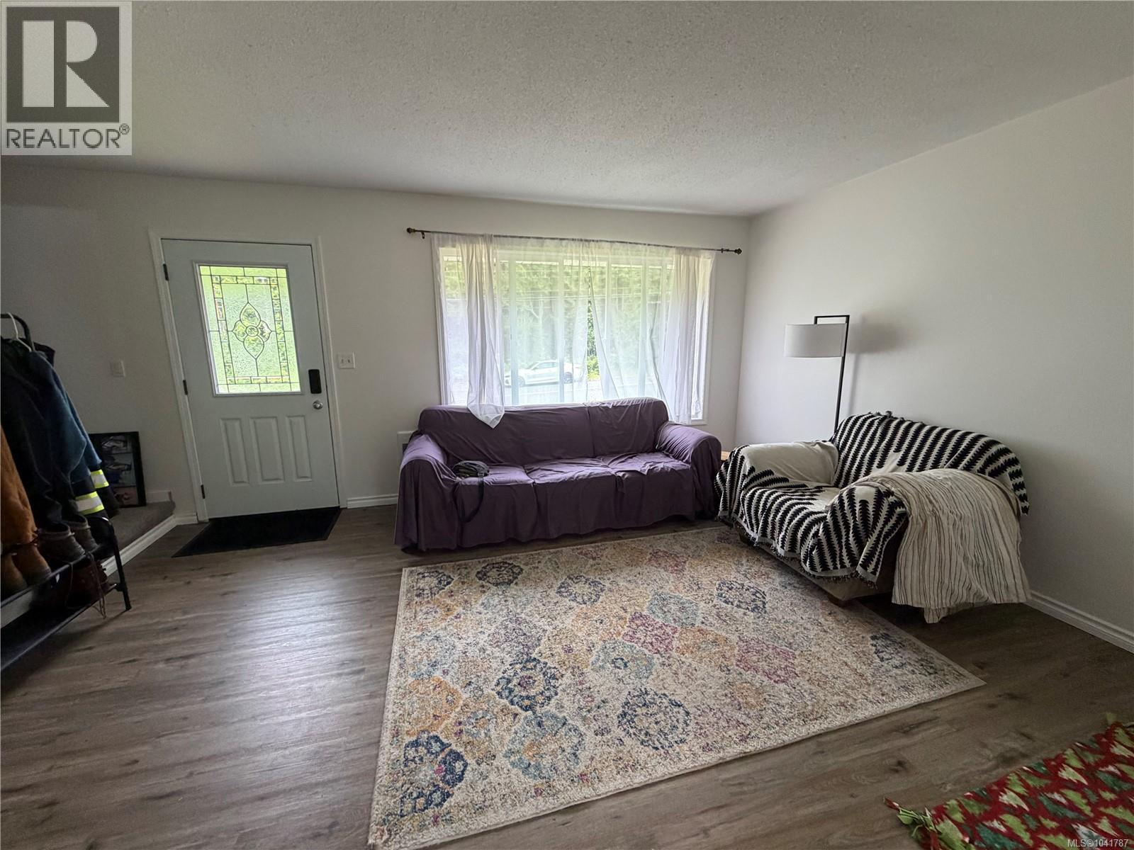 5060 Beaver Harbour Rd - 24