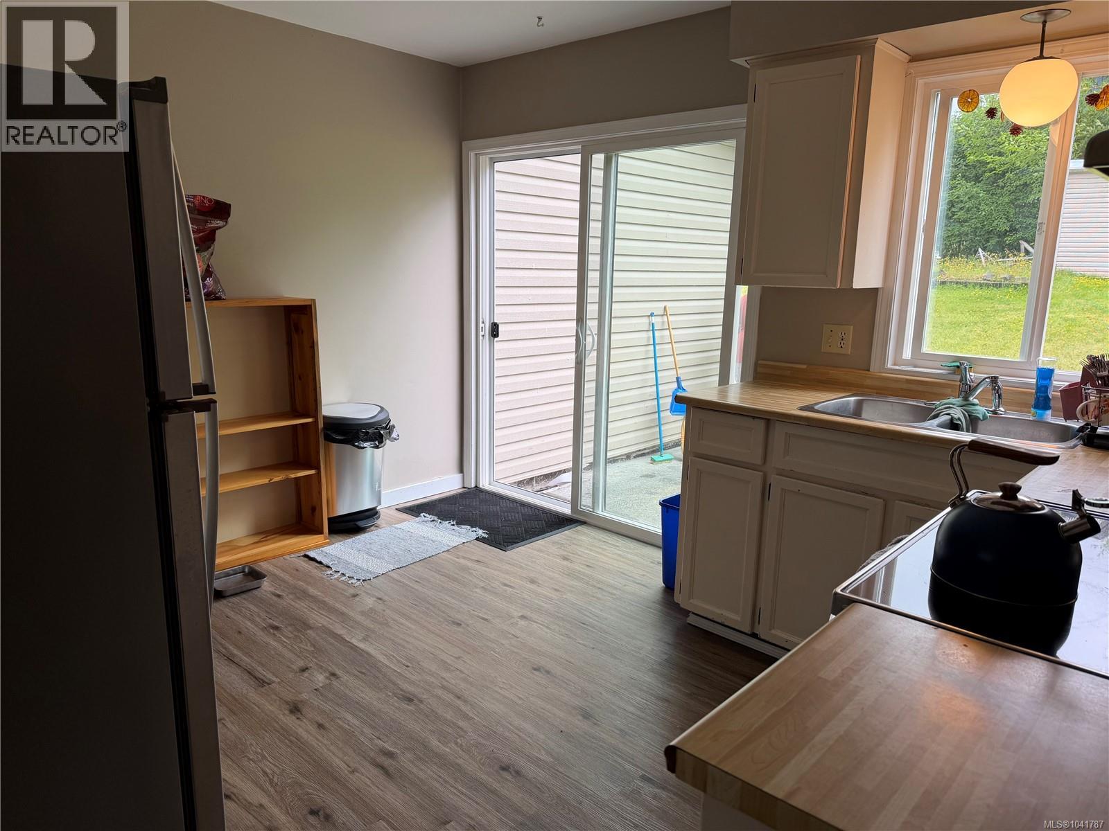 5060 Beaver Harbour Rd - 28